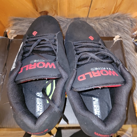 World Industries Skate Shoes Mens 11.5 Bones Skull Y2K Black F209666 Smith * - Picture 7 of 11